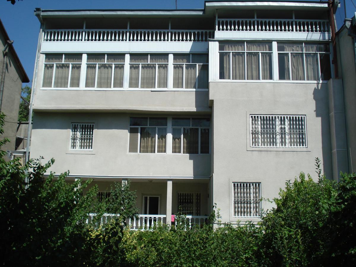Classic Apartment On Kievyan Jerevan Exteriör bild